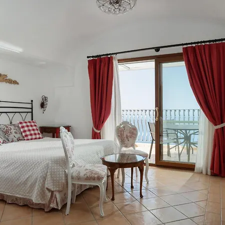 Carminia Villa